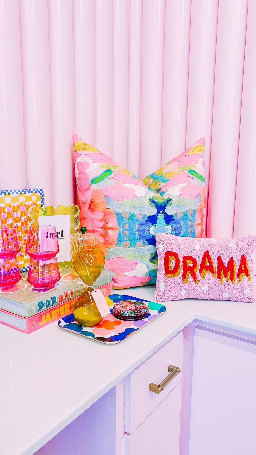 Dorm Decor: For the Colorful Maximalist