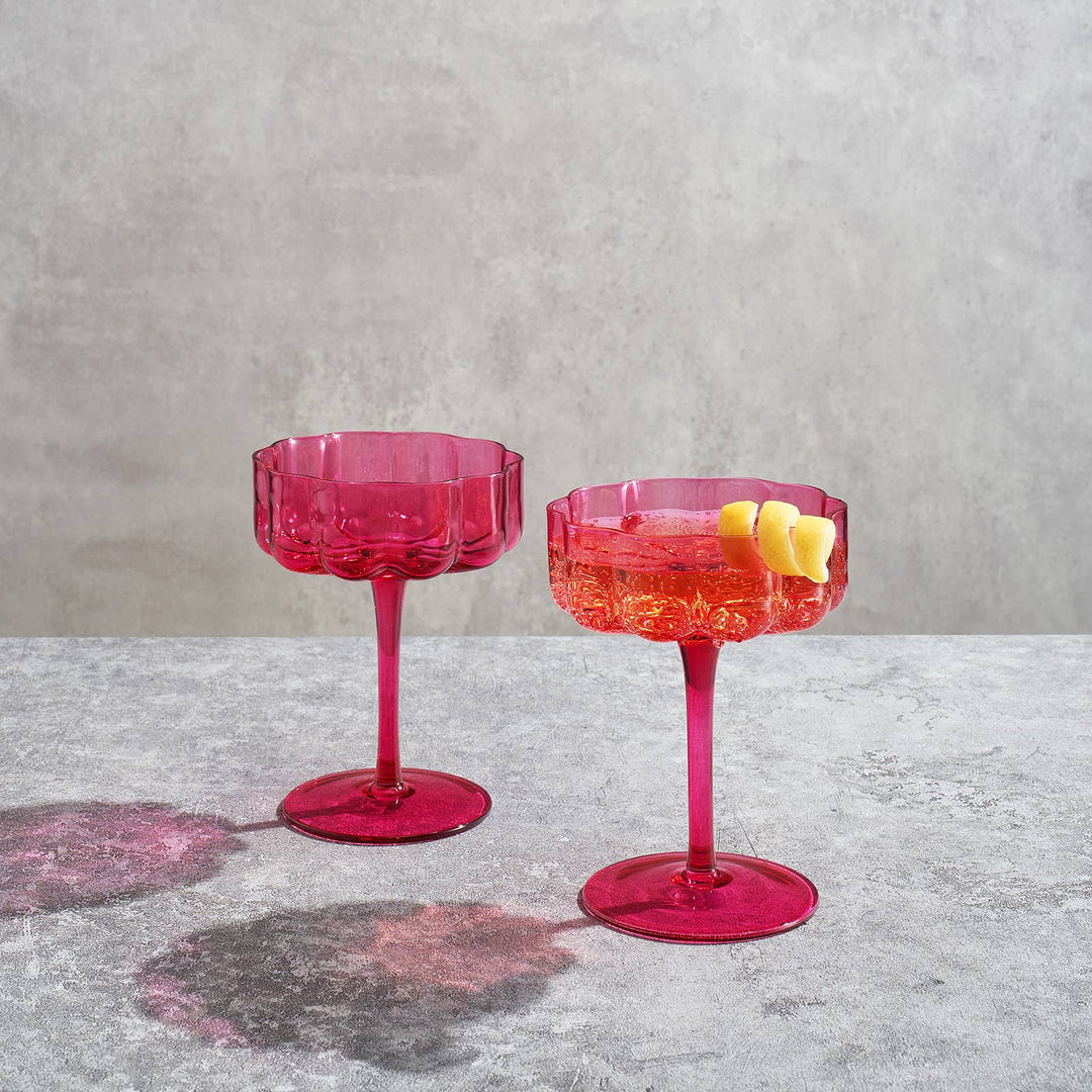 Flower Wave Pink Champagne Coupe